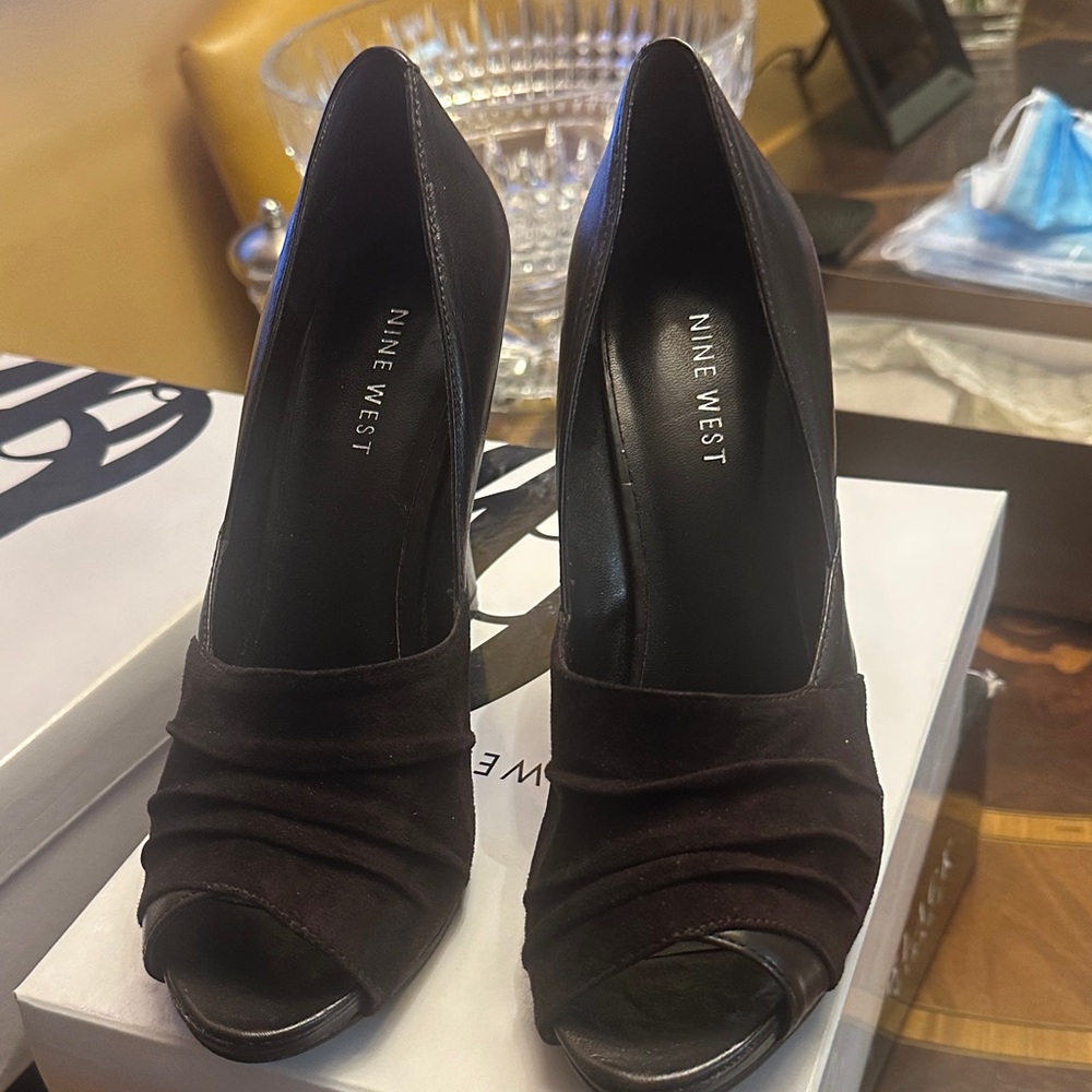 Nine West Brown leather and suede Peep Toe Heels